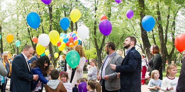 В Дарницькому районі відкрили оновлений парк [відео]