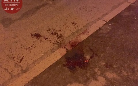 На киянина вночі напали з ножем