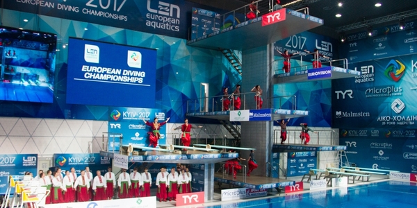 Пліс відкрив Чемпіонат зі стрибків у воду, а Кличко привітав спортсменів [фото]