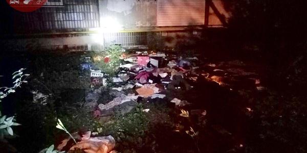 Іспанські пристрасті: чоловік викинув речі жінки з вікна