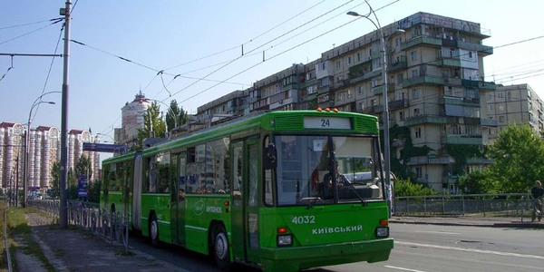 На Виноградарі закриють один з тролейбусних маршрутів