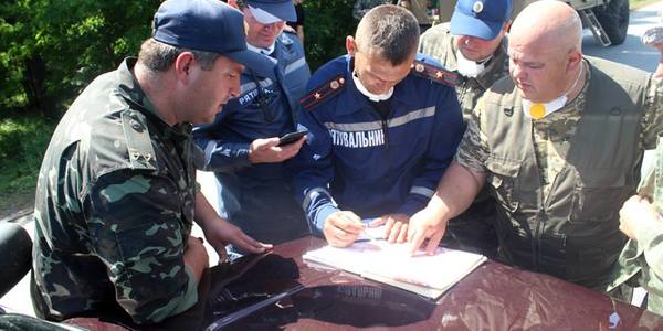 Пожежу в Чорнобилі все ще гасять за допомогою вертольоту