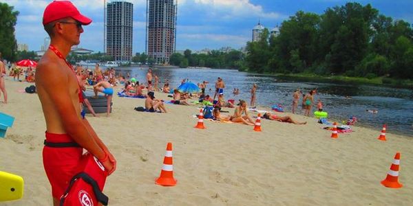 Бюджетний відпочинок у Гідропарку: як не витратити жодної гривні