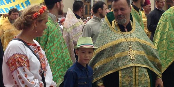 Хресний хід Київського патріархату розігнав хмари над столицею [фото, відео]