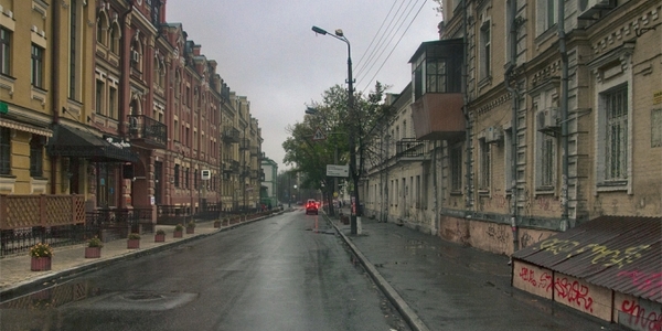 Сьогодні в центрі перекриють низку вулиць