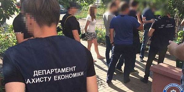 Антикорупційне управління КМДА спільно з правоохоронцями затримали хабарника