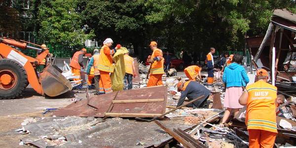 У Києві і надалі будуть прибирати незаконно встановлені МАФи