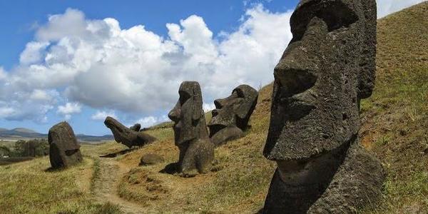 У Києві з’явиться одне з чудес світу - Острів Пасхи