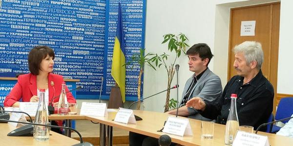 «Героїчні» перейменування вулиць пояснять у фільмах
