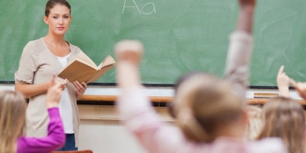 Подарунок до 1 вересня: зарплати вчителям підвищать
