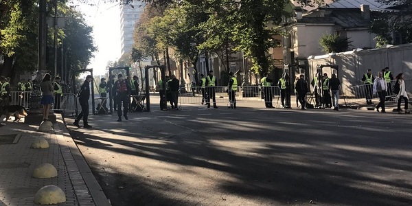 Величезний затор і злі люди: мітинг перекрив центр Києва