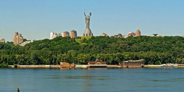 У Києві будують в дуже небезпечних зонах розломів земної кори. Де цього робити не можна?