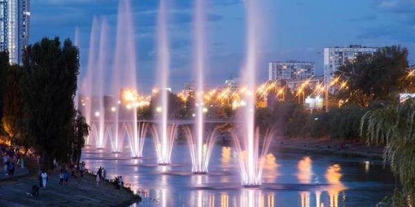 Київ прощається з фонтанами. До весни