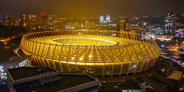 Через «Динамо» і «Шахтар» метро «Олімпійська» буде закрито
