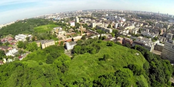 Кияни вимагають врятувати Черепанову гору і створити парк-гру