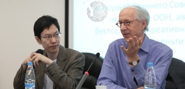 Чекаємо на зустріч з Джоном Хокінсом у Києві