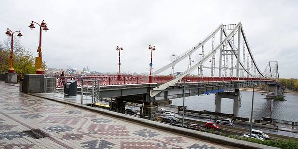 Кличко анонсував перевтілення Пішохідного мосту та запуск головних розв’язок Києва [фото, відео]