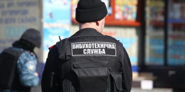 400 людей евакуювали з весілля через невдалий жарт