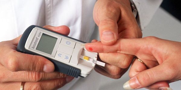 Підвищений рівень цукру виявили у  30%  киян, які зробили аналізи у «дні здоров'я»: як вберегтися