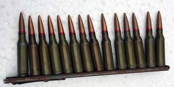 Поліція вилучила у чоловіка: два карабіни, рушницю, близько 500 набоїв різного калібру та 17 ножів