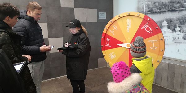 У метрополітені розповіли, скільки днів життя кияни зекономили, розраховуючись картками