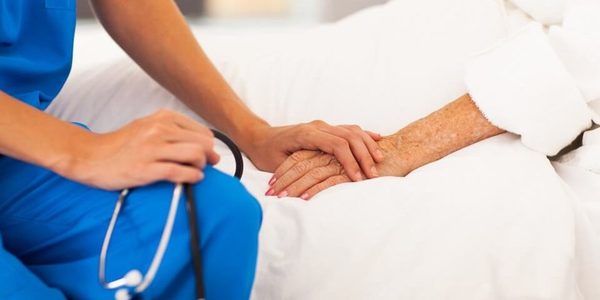 Києву потрібно щонайменше 20 виїзних бригад паліативної допомоги