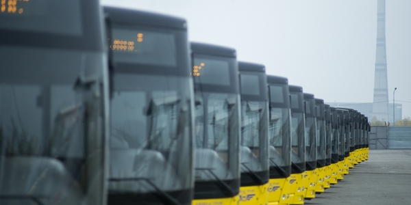 До кінця року Київ отримає 29 автобусів великої місткості