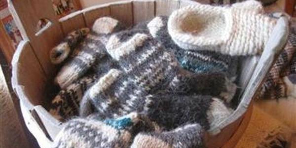 Де у Києві можна отримати теплі речі та зігрітися: [адреси]