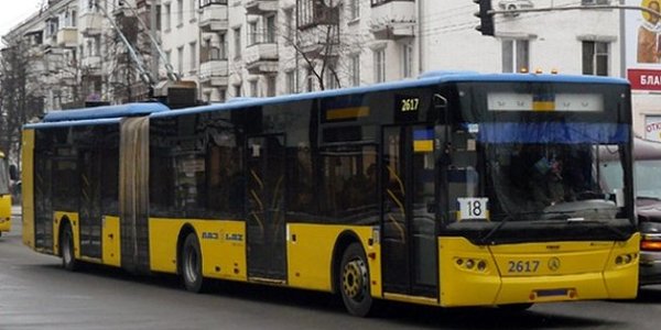 У неділю змінять свій рух тролейбуси, які курсують через Софійську площу