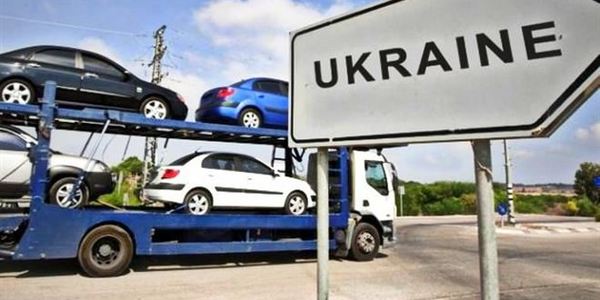 Українці зможуть легалізувати автомобілі на єврономерах за 600 євро
