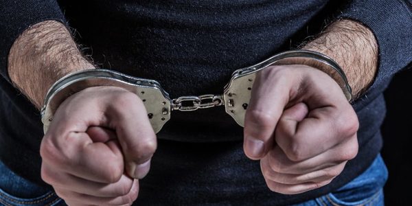 У столичному супермаркеті, зловмисник витягнув з кишені жінки близько 3000 гривень