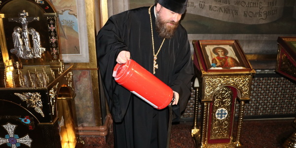 Як не спалити церкву: у Києві рятувальники навчили священиків і прихожан [фото, відео]