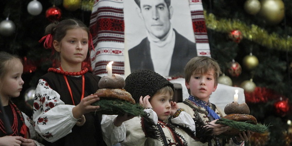 Як у мерії «Вечір Різдвяних Василів» святкували [фото]