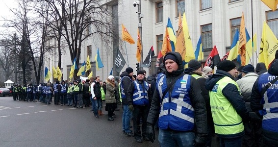 Понад 3800 правоохоронців слідкують за порядком в урядовому кварталі