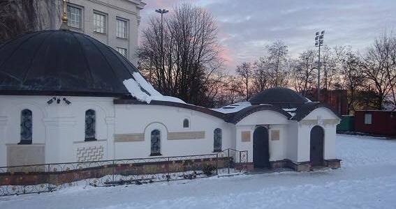У центрі столиці двоє чоловіків підпалили монастир