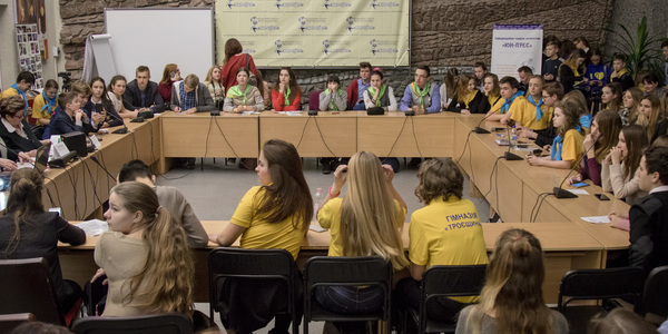 Юні кореспонденти столиці влаштували прес-бій