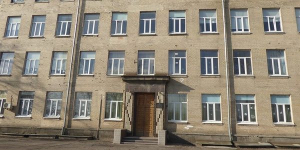 Шестикласник «замінував» школу: евакуювали понад 500 осіб