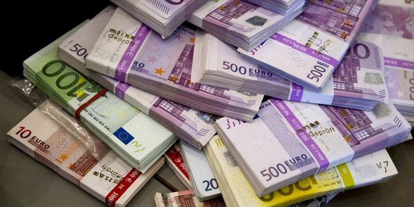 У Борисполі затримали росіянина з нелегальними 100 тис. євро