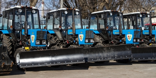 Для Києва куплять ще 100 одиниць дорожньої спецтехніки