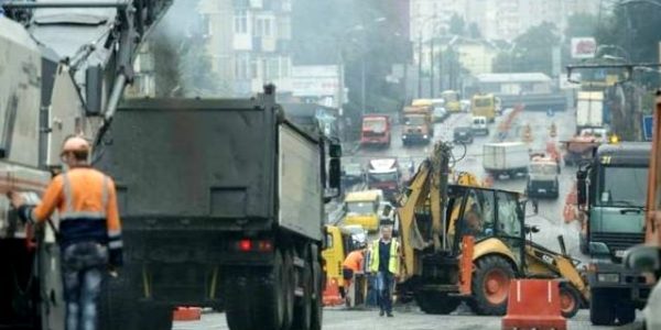 У Києві почнуть ремонтувати ще 300 кілометрів доріг [відео]