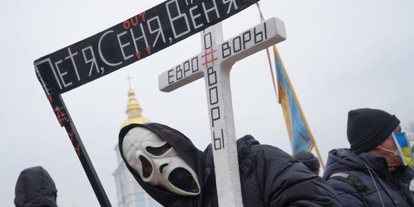 Кілька тисяч людей зібралися на мітинг у центрі столиці
