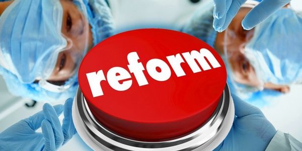 Майже 65 % киян вважають медичну реформу невідкладною
