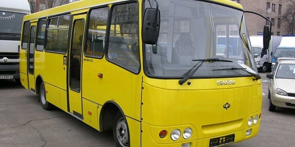 Влада Києва обіцяє великі штрафи за порушення у маршрутках