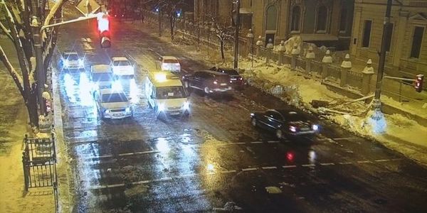 Вулицю Грушевського відкрили для транспорту