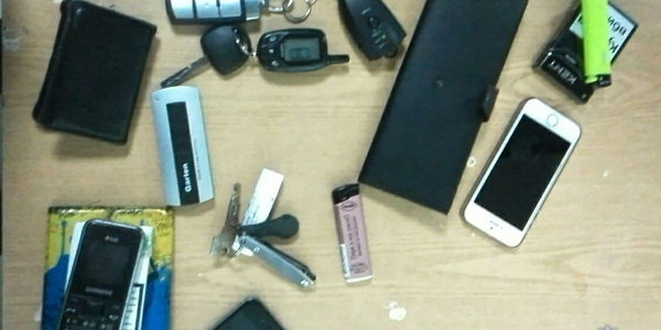 У Києві затримали двох чоловіків, які обікрали квартиру і заволоділи автомобілем потерпілого