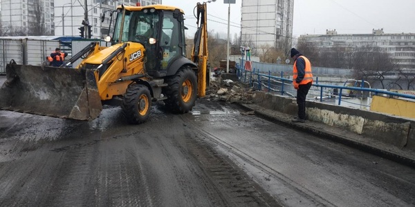 Дві транспортні розв’язки у Києві готують до капремонту