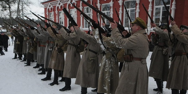 Під Києвом відтворили битву столітньої давнини