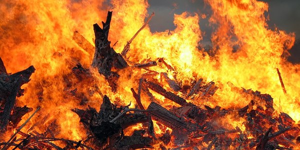 Рятувальники загасили пожежу на вулиці Російській