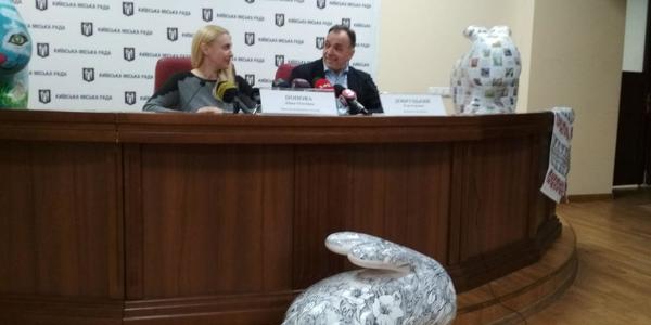 Київ прикрасять сяючими метеликами і створять парк писанок на Дніпровських кручах 