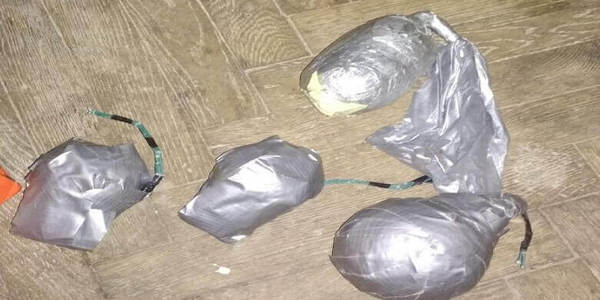 Поліцейські затримали чоловіка з гранатою в кишені